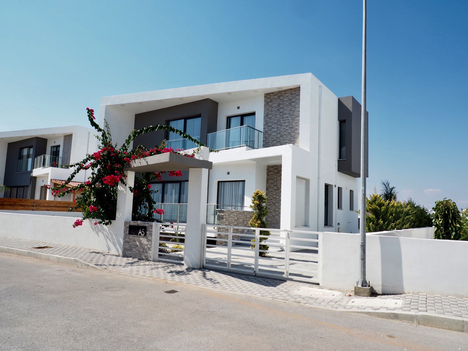 مشروع سكني استثماري في قبرص كود (IC 90)