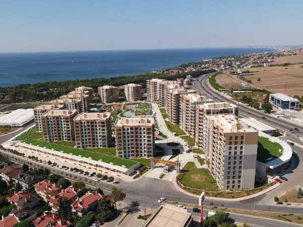 مشروع استثماري سكني في اسطنبول/ بيوك شكمجي كود (IC 246)